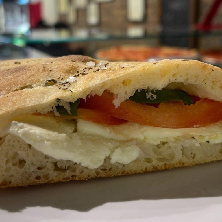Fresh Caprese Delights: Pizza, Pasta, and More