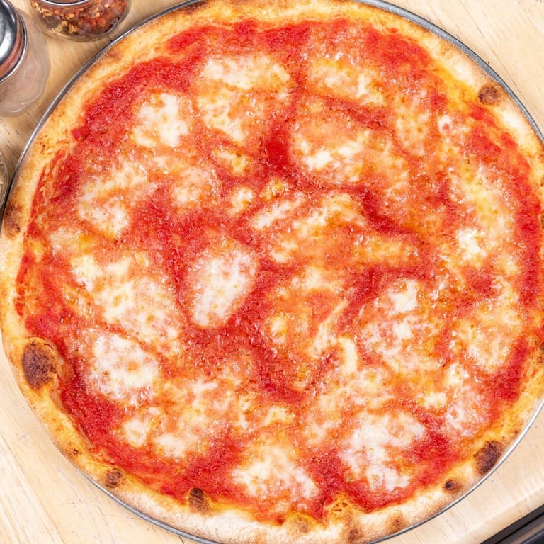 Delicious Margherita Pizza