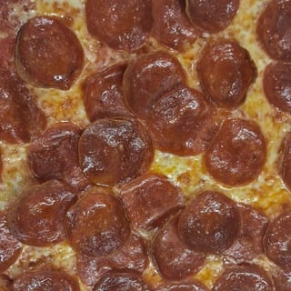 GF American Pepperoni Pizza